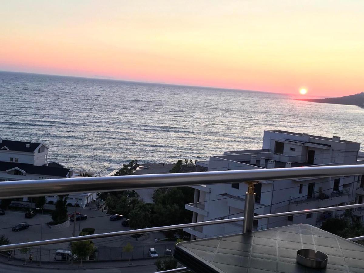 Bluemoon Suites Sarande Sarandë Exterior foto