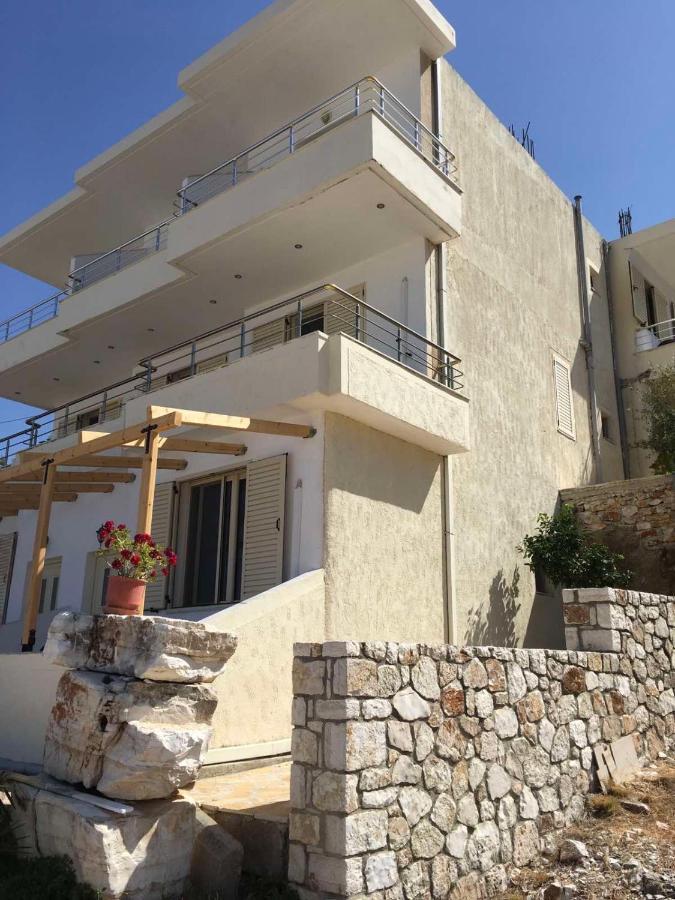 Bluemoon Suites Sarande Sarandë Exterior foto