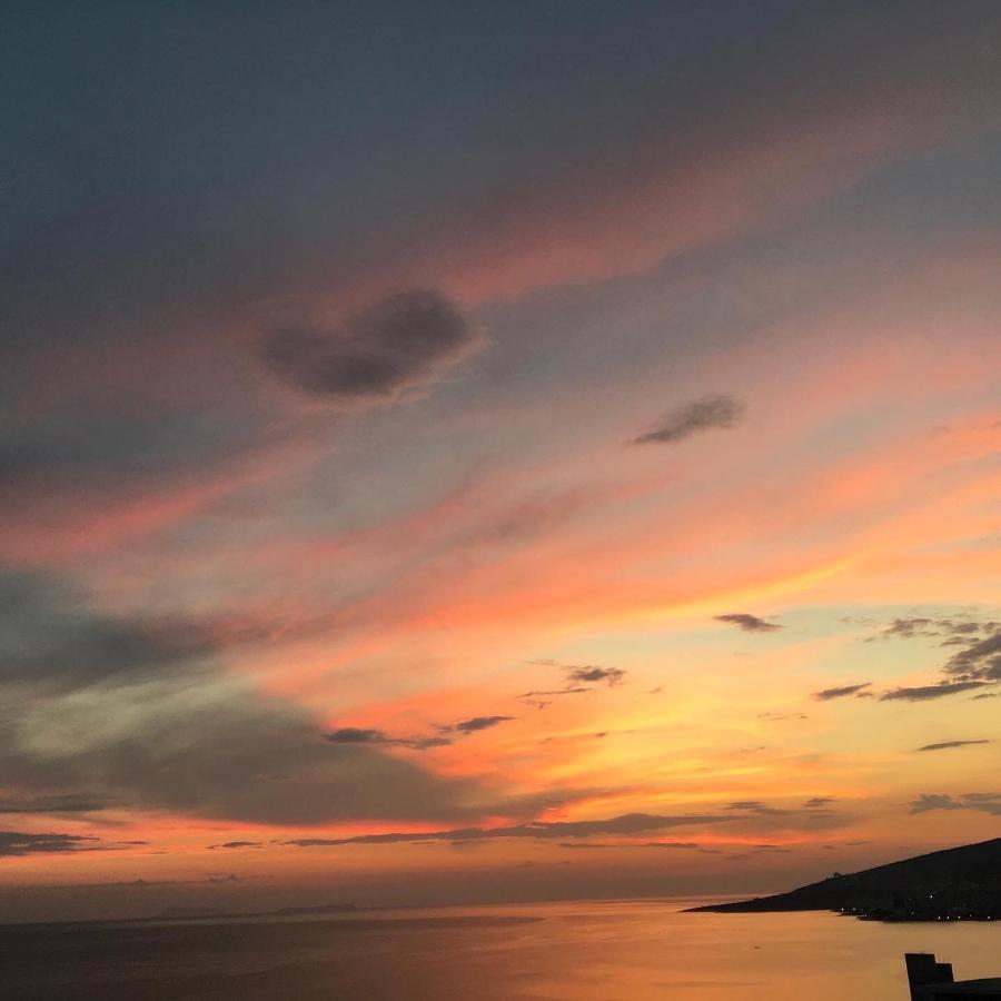 Bluemoon Suites Sarande Sarandë Exterior foto