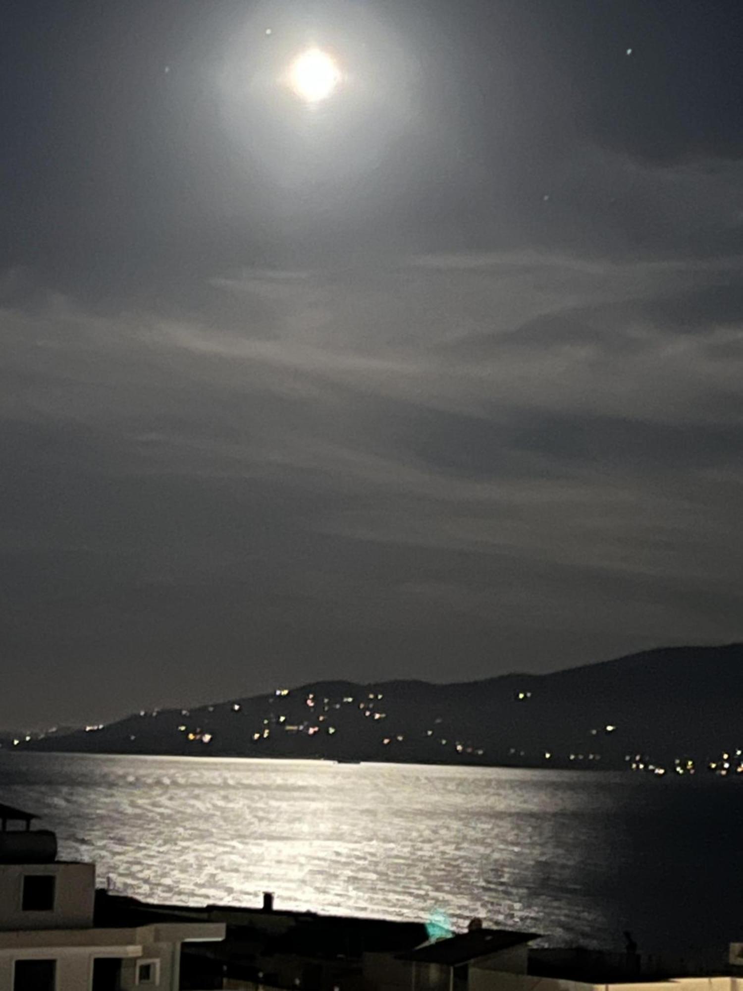 Bluemoon Suites Sarande Sarandë Exterior foto