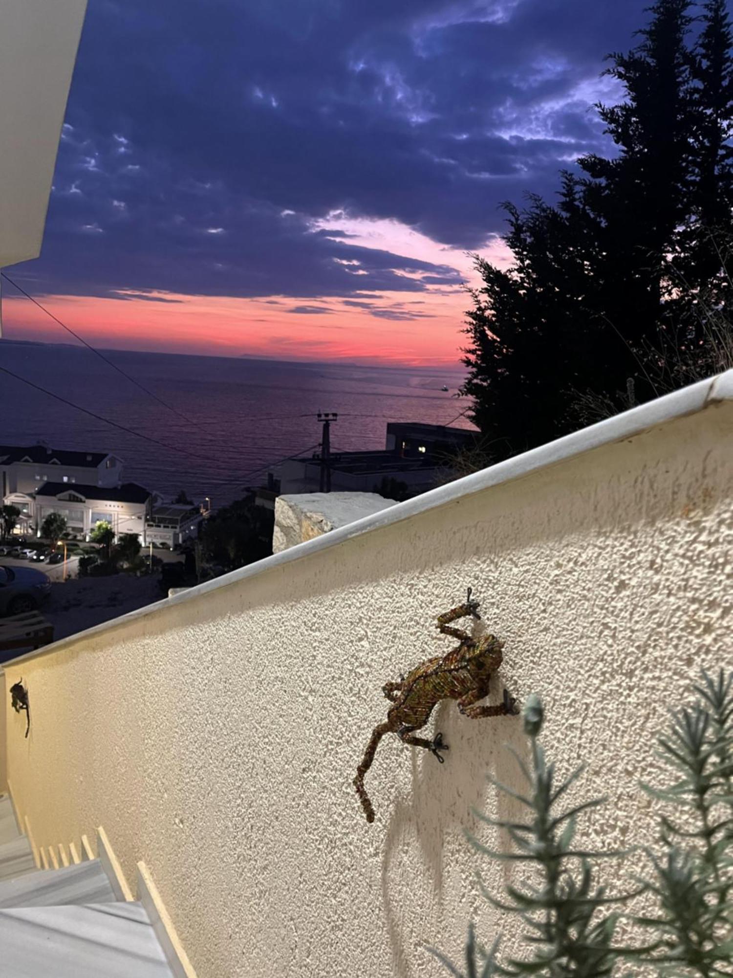Bluemoon Suites Sarande Sarandë Exterior foto