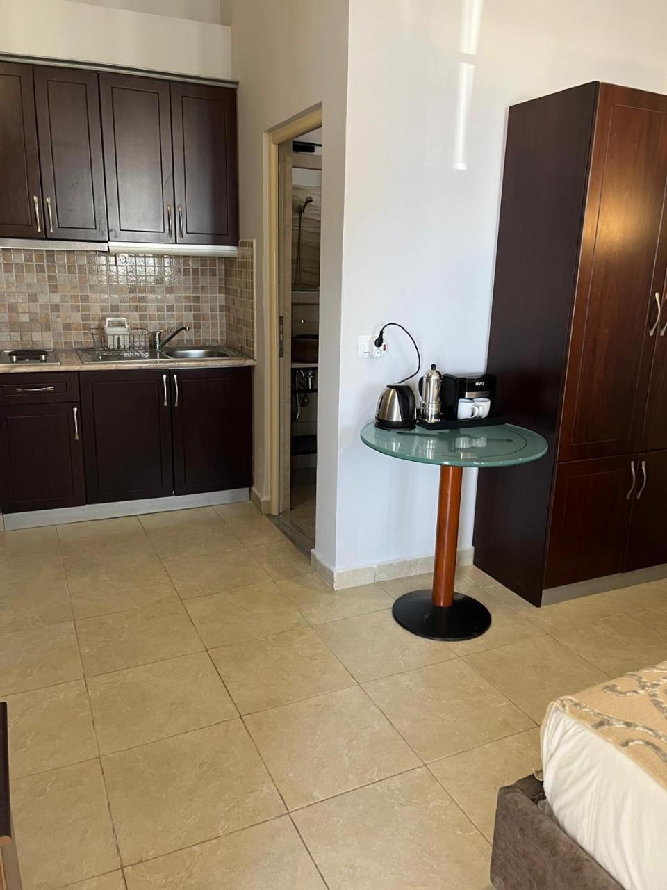 Bluemoon Suites Sarande Sarandë Exterior foto